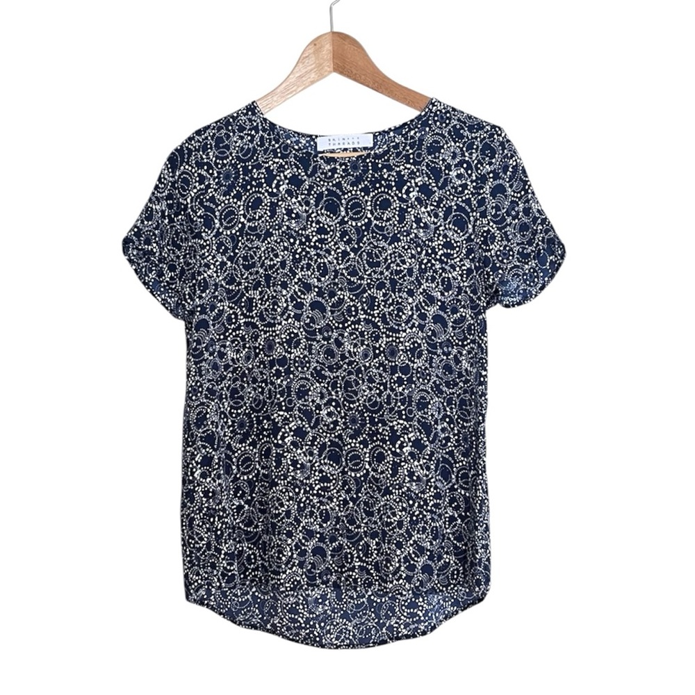 Skin and Threads Navy Blue White Circle Dot Short Sleeve Silk Blend Top Small
